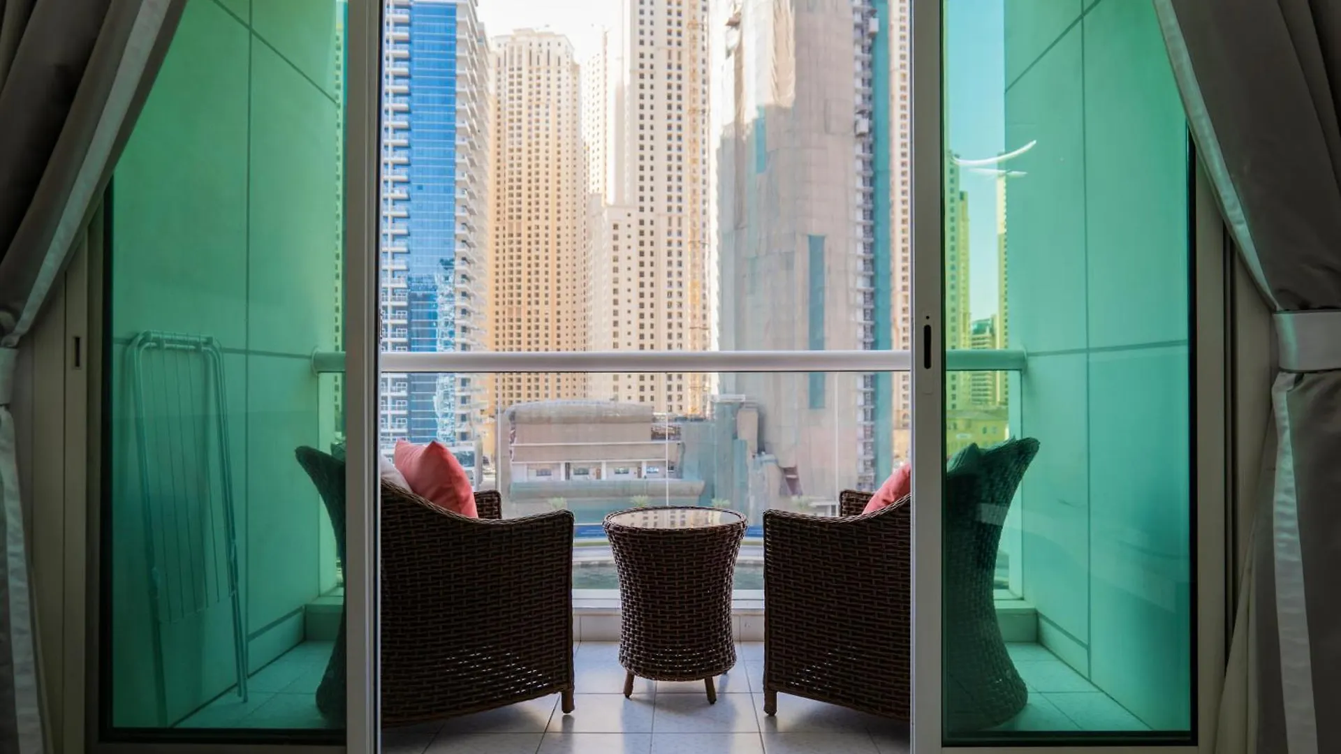 Elegant 1Br With Breathtaking View In Dubai Marina Apartment