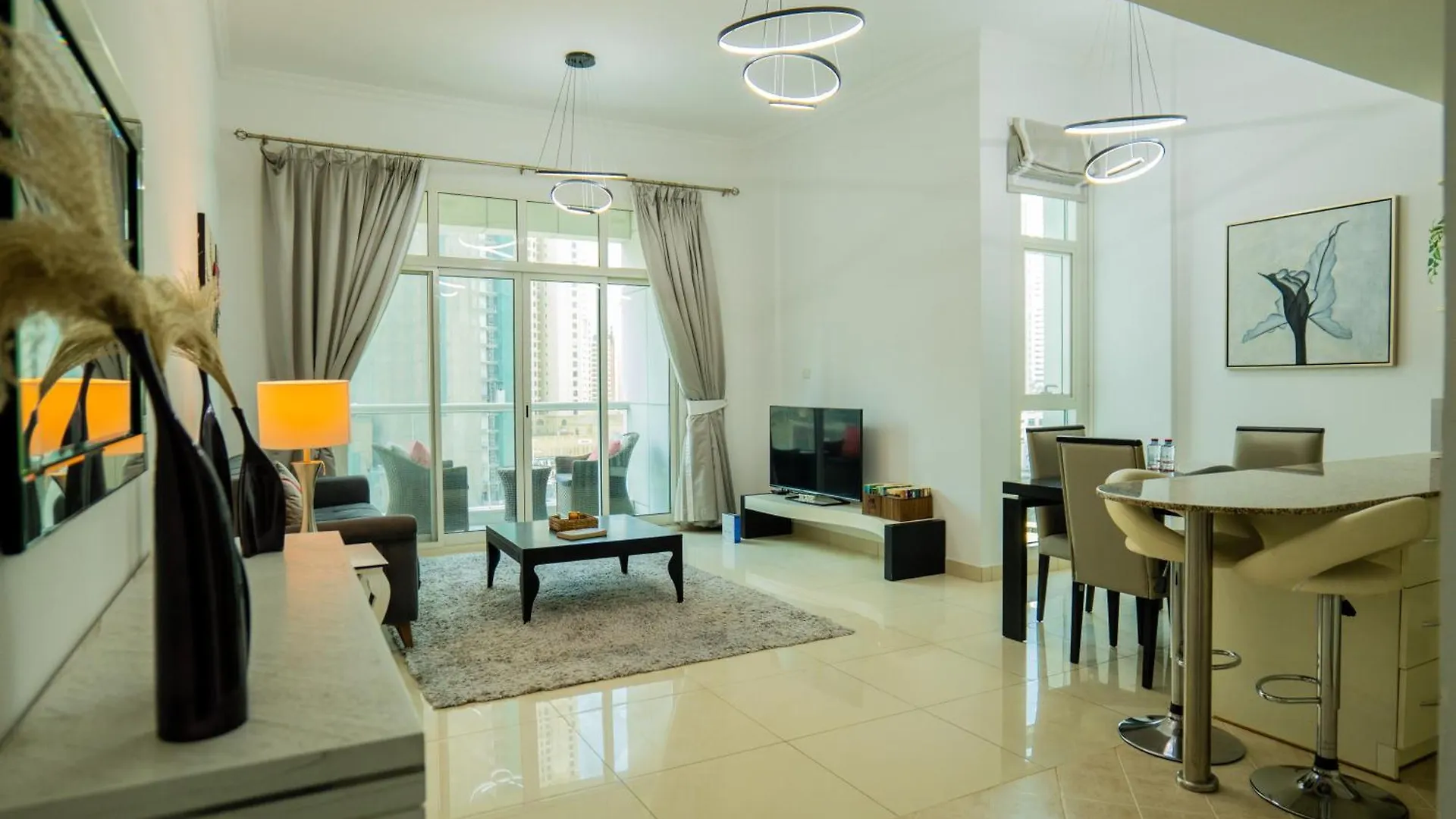 Elegant 1Br With Breathtaking View In Dubai Marina Apartment