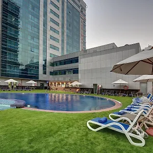Marina View Deluxe Apartahotel